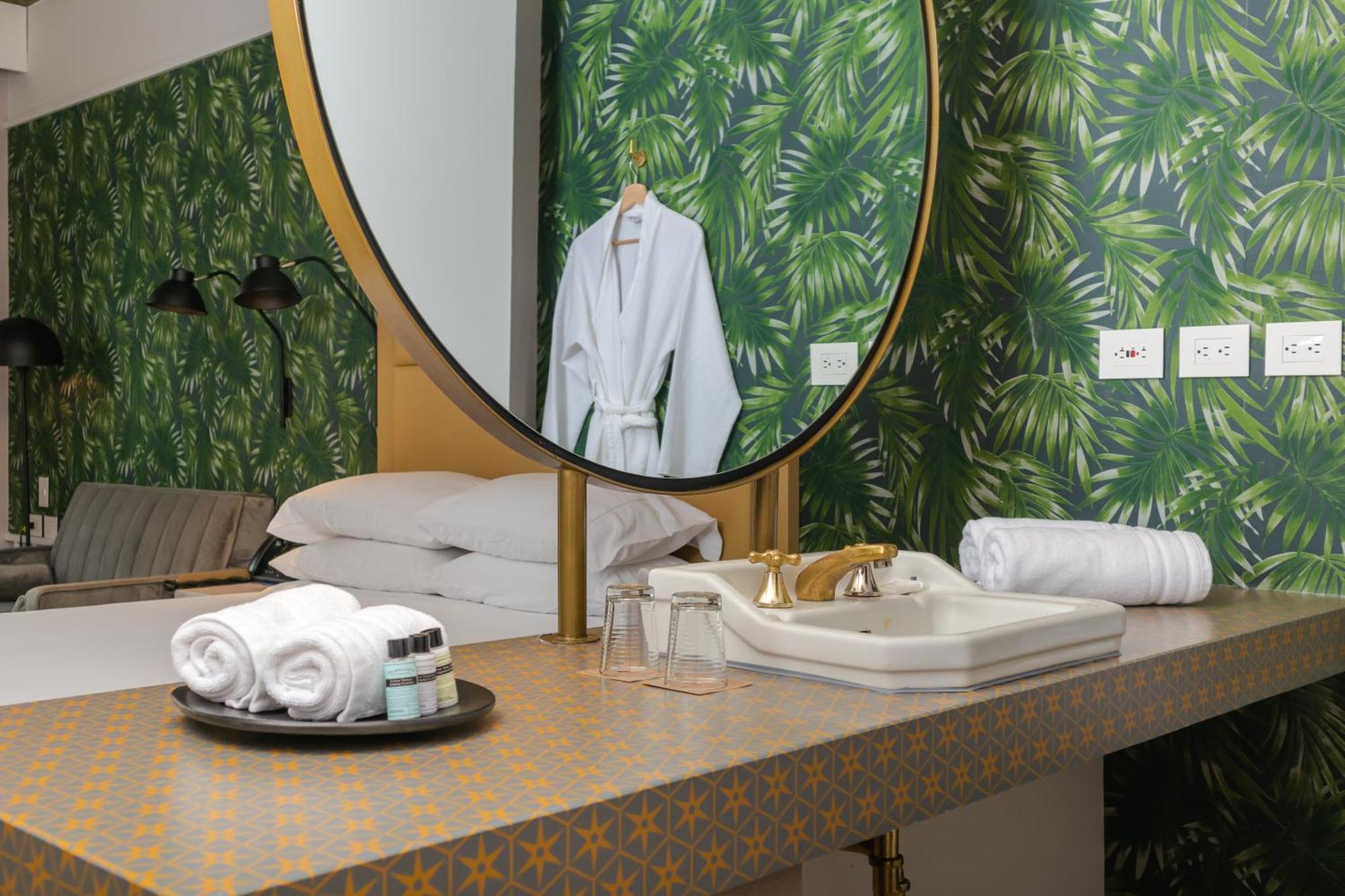 Faranda Collection Barranquilla, A Member Of Radisson Individuals 호텔 바랑키야 외부 사진 Bathroom