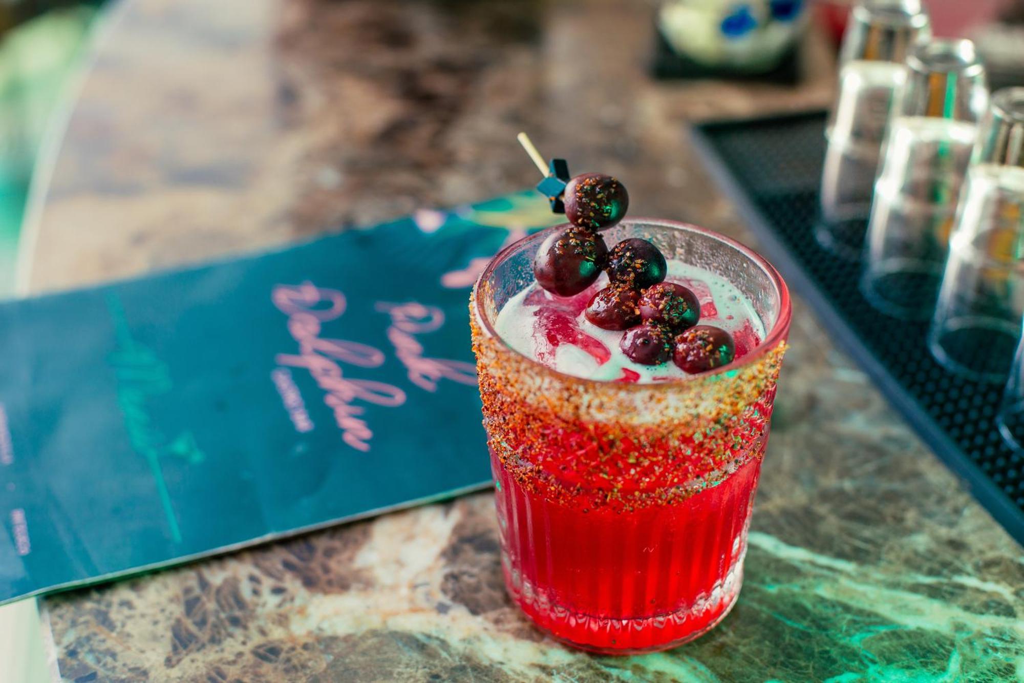 Faranda Collection Barranquilla, A Member Of Radisson Individuals 호텔 바랑키야 외부 사진 A cherry margarita