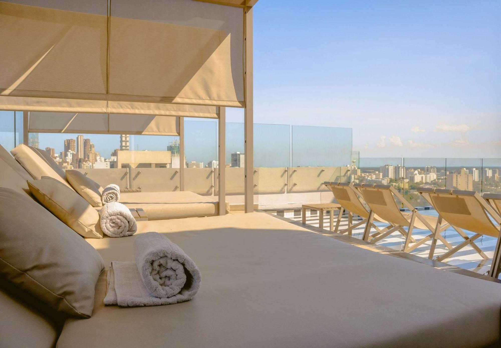 Faranda Collection Barranquilla, A Member Of Radisson Individuals 호텔 바랑키야 외부 사진 Rooftop pool